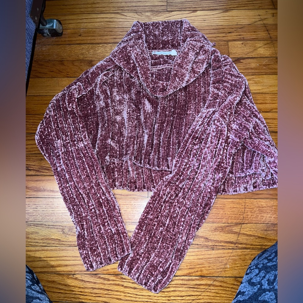 Chelsea & violet oversized crop sweater